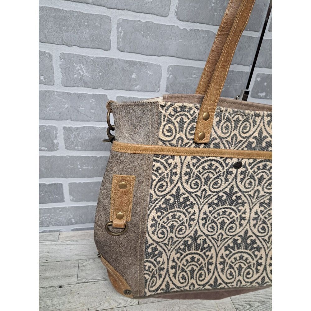 Myra Bag Women Ace Opcycled Canvas & Cowhide Messenger Large Crossbody Bag - Picture 15 of 16